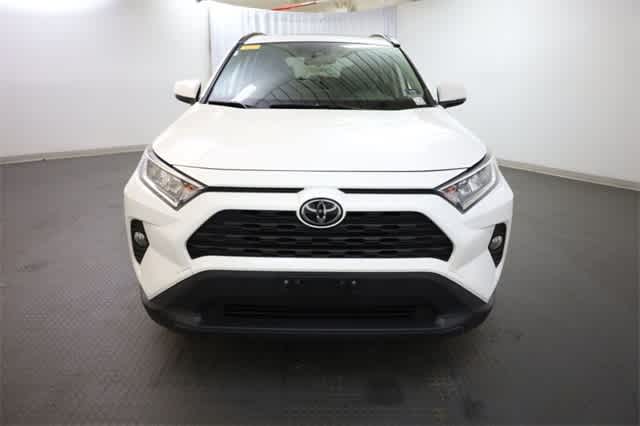Thumbnail: 2019 Toyota RAV4 - 12