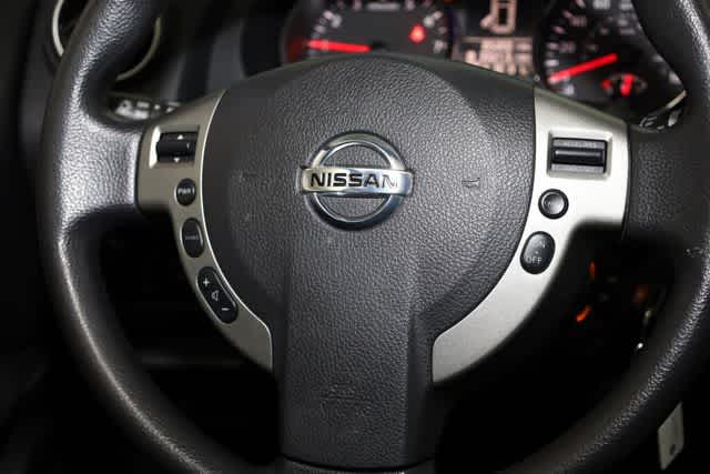 Thumbnail: 2012 Nissan Rogue - 26