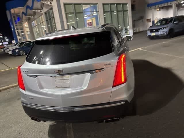 Thumbnail: 2017 Cadillac XT5 - 10