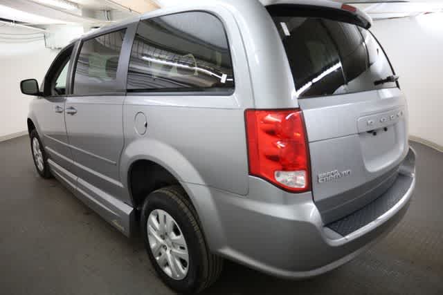 Thumbnail: 2015 Dodge Grand Caravan - 4