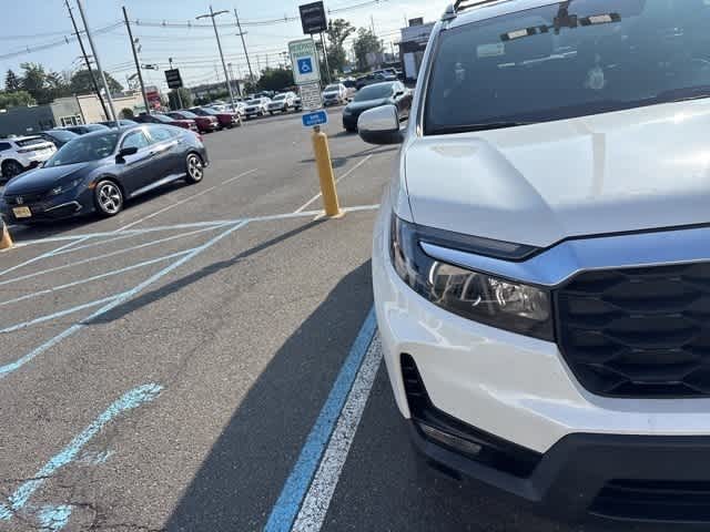 Thumbnail: 2022 Honda Passport - 8
