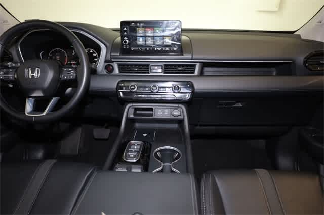 2023 Honda Pilot Touring 17