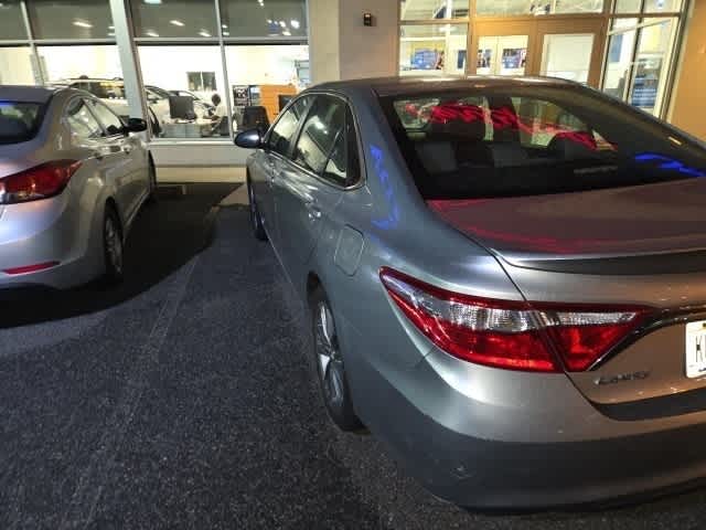 Thumbnail: 2016 Toyota Camry - 6