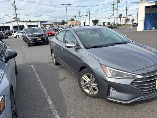 Thumbnail: 2019 Hyundai Elantra - 16