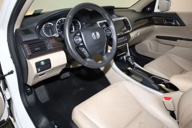 Thumbnail: 2016 Honda Accord - 14