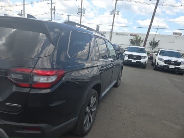 Thumbnail: 2023 Honda Pilot - 10