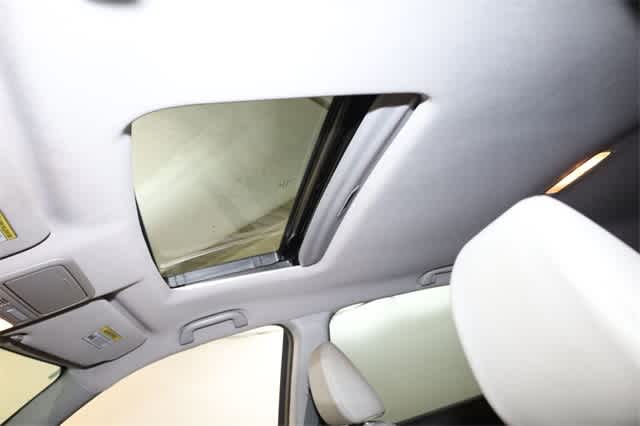 Thumbnail: 2016 Honda Pilot - 28