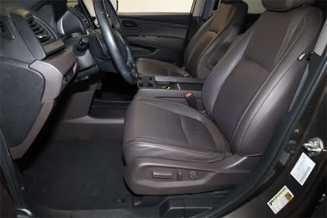 Thumbnail: 2021 Honda Odyssey - 15