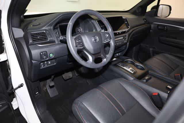 Thumbnail: 2023 Honda Passport - 14