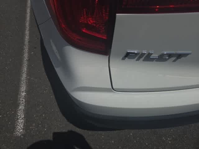 Thumbnail: 2018 Honda Pilot - 26