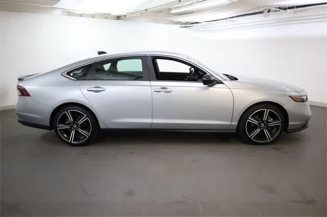 Thumbnail: 2023 Honda Accord - 9