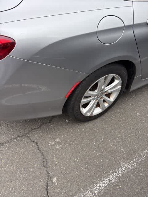 Thumbnail: 2016 Chrysler 200 - 15