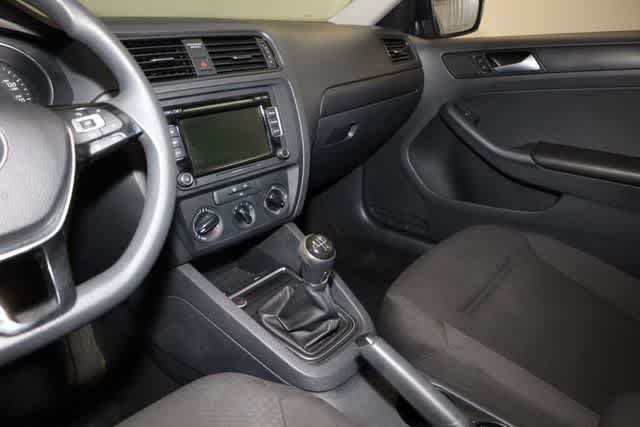 Thumbnail: 2015 Volkswagen Jetta - 17