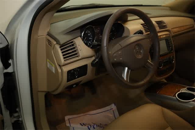Thumbnail: 2008 Mercedes-Benz R-Class - 16