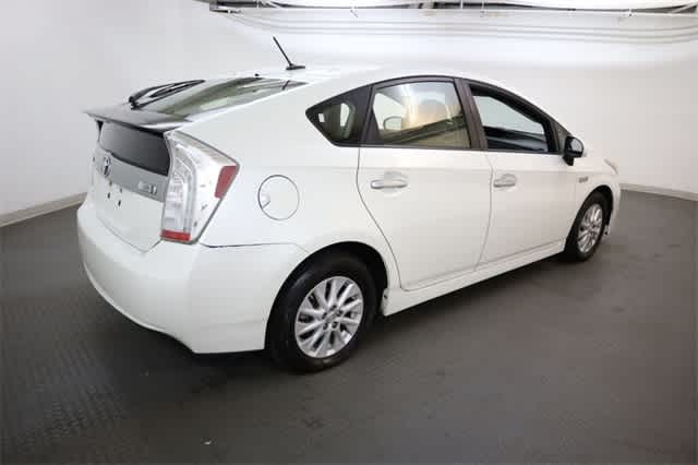 Thumbnail: 2013 Toyota Prius - 8