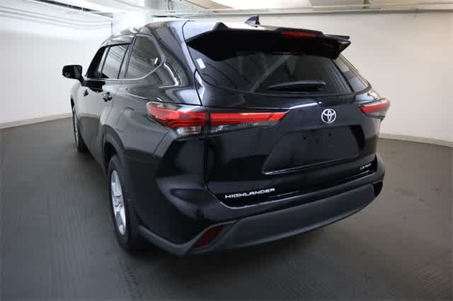 2021 Toyota Highlander LE 5