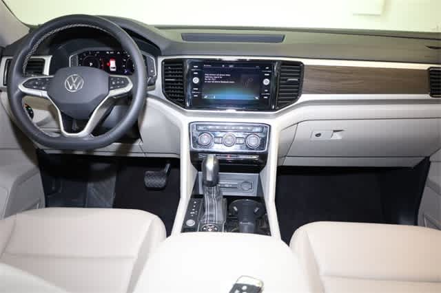 2022 Volkswagen Atlas SE 17