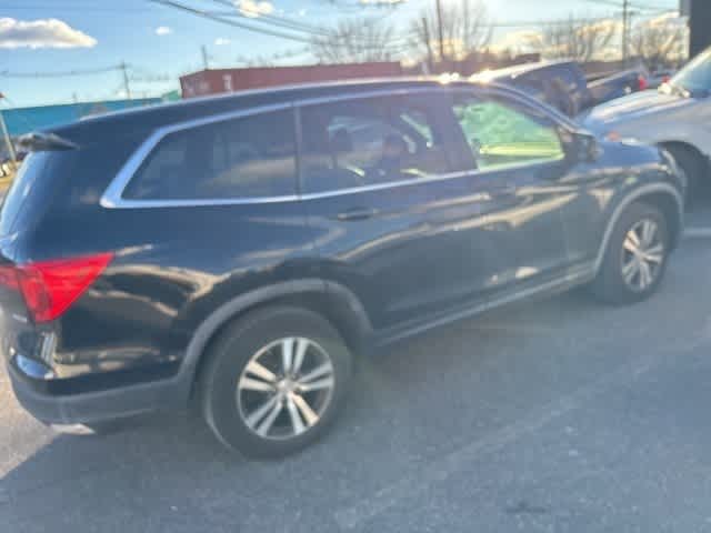Thumbnail: 2016 Honda Pilot - 17
