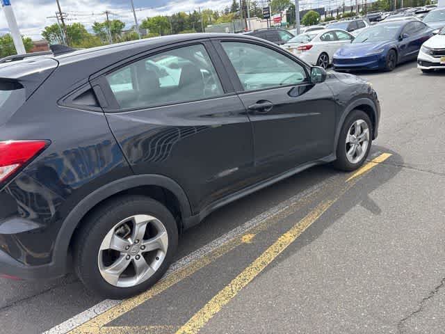 Thumbnail: 2019 Honda HR-V - 12