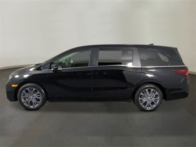 2025 Honda Odyssey Touring 2