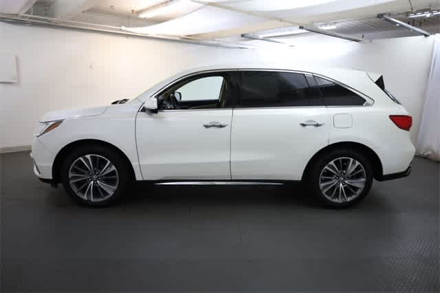 Thumbnail: 2017 Acura MDX - 4