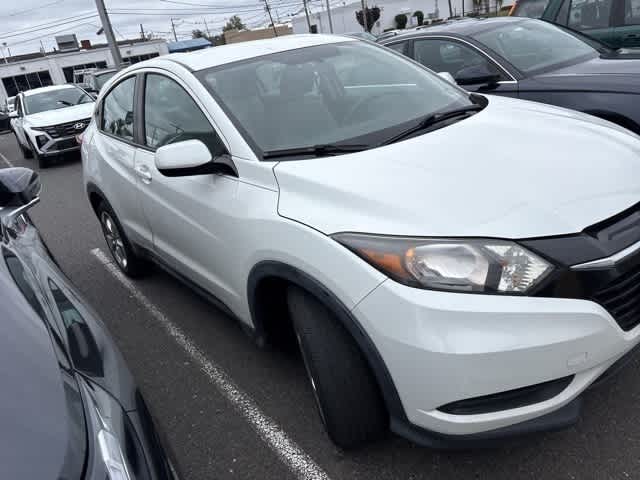 Thumbnail: 2016 Honda HR-V - 13