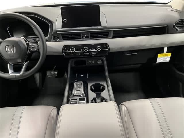 Thumbnail: 2025 Honda Pilot - 17