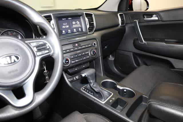 Thumbnail: 2018 Kia Sportage - 16