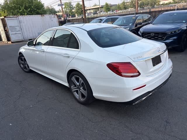 Thumbnail: 2018 Mercedes-Benz E-Class - 9