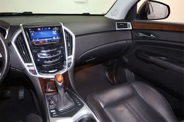 Thumbnail: 2016 Cadillac SRX - 18