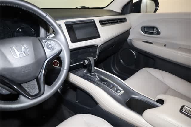 Thumbnail: 2016 Honda HR-V - 23