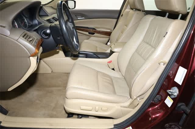 Thumbnail: 2010 Honda Accord - 15