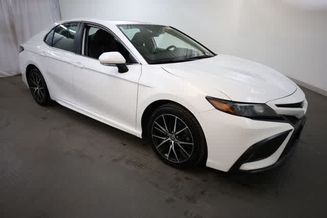 Thumbnail: 2023 Toyota Camry - 10