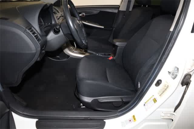 Thumbnail: 2010 Toyota Corolla - 15