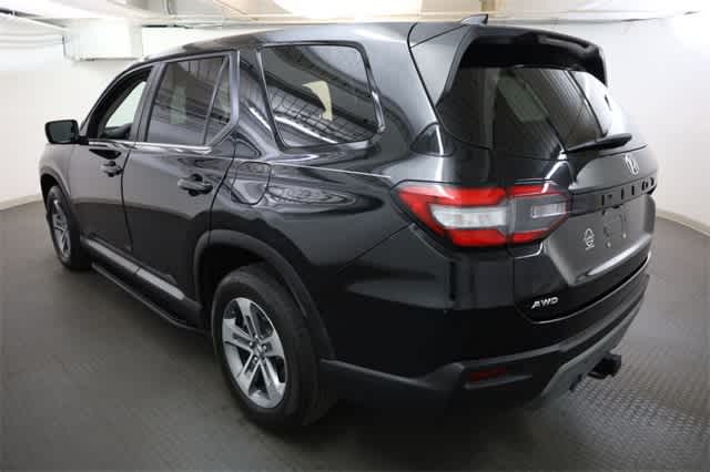 Thumbnail: 2023 Honda Pilot - 4