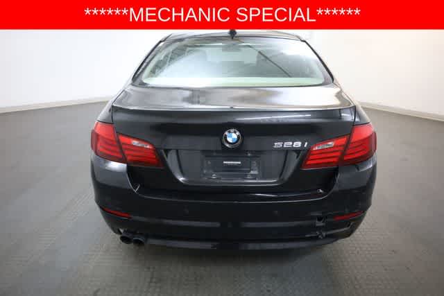 Thumbnail: 2011 BMW 5 Series - 6