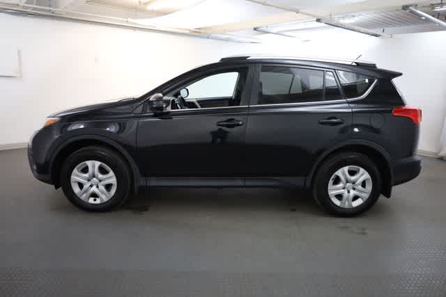 Thumbnail: 2015 Toyota RAV4 - 3