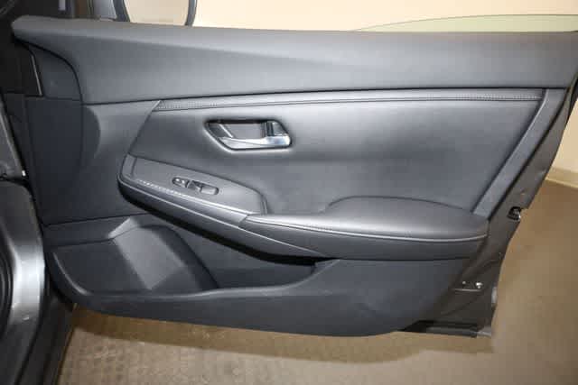 Thumbnail: 2020 Nissan Sentra - 22