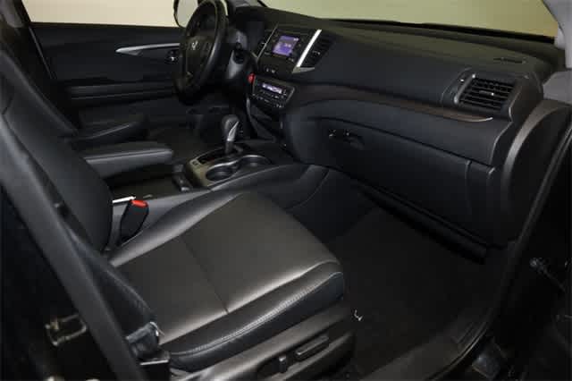 Thumbnail: 2019 Honda Ridgeline - 19