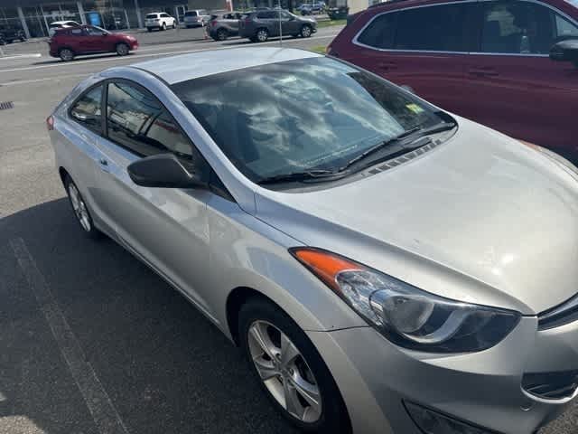 Thumbnail: 2013 Hyundai Elantra - 9