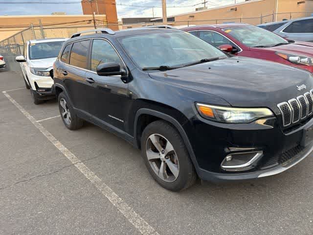 Thumbnail: 2019 Jeep Cherokee - 8