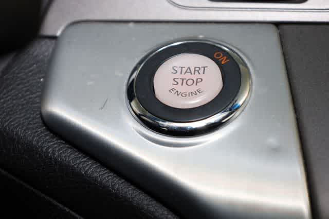 Thumbnail: 2011 Nissan Murano - 24