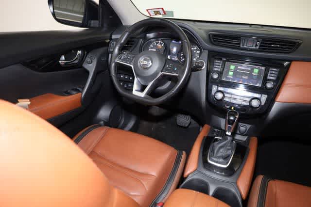 Thumbnail: 2018 Nissan Rogue - 24