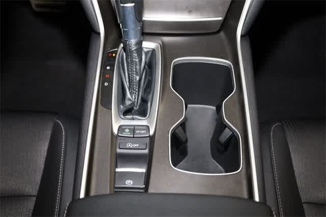 Thumbnail: 2022 Honda Accord - 32