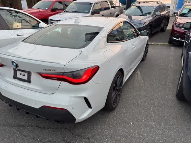 Thumbnail: 2022 BMW 4 Series - 11