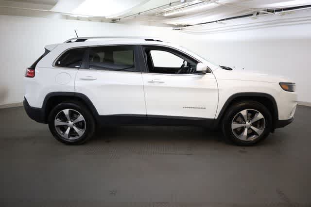 Thumbnail: 2020 Jeep Cherokee - 9