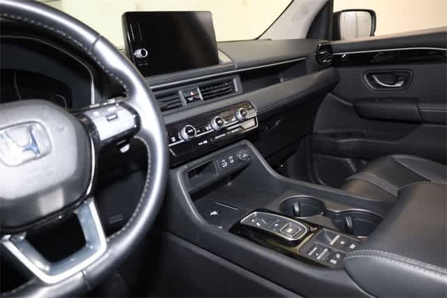 Thumbnail: 2023 Honda Pilot - 23