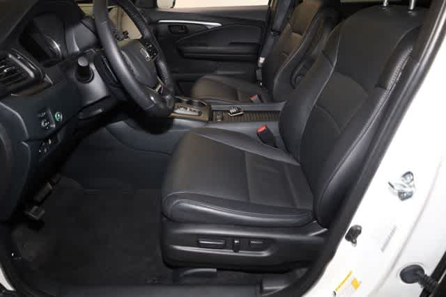 Thumbnail: 2023 Honda Passport - 15