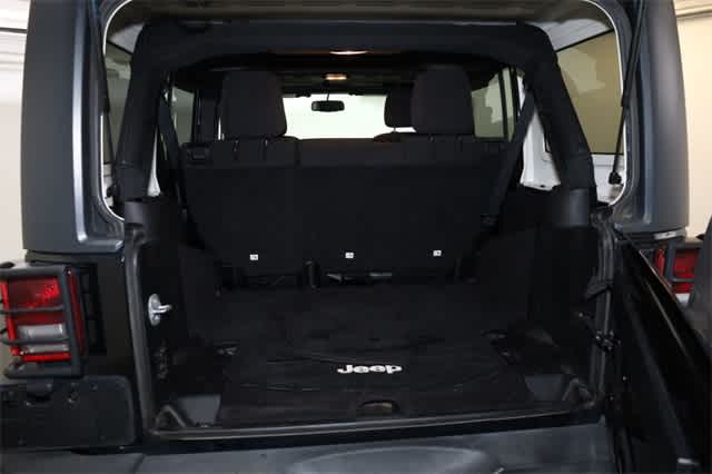 Thumbnail: 2014 Jeep Wrangler - 32