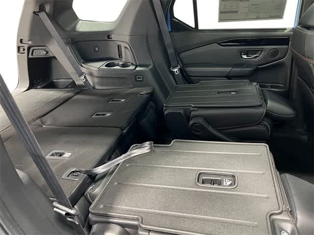 2025 Honda Pilot TrailSport 38